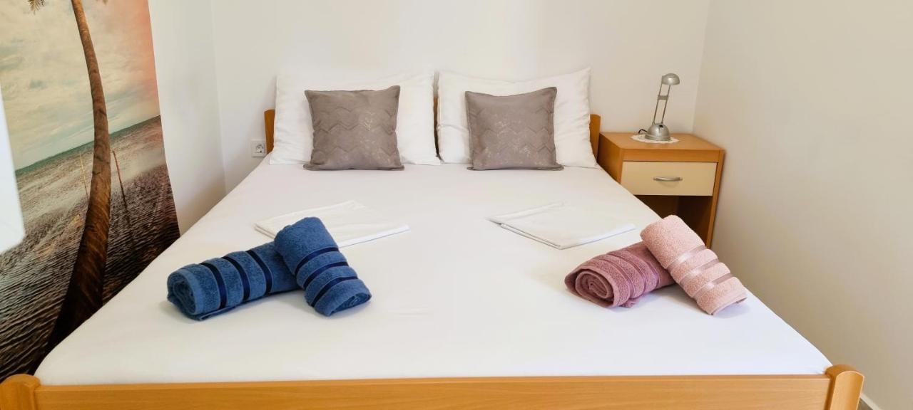 Apartment Tonci Novalja Εξωτερικό φωτογραφία